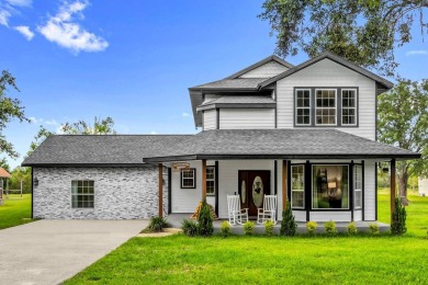 Lake Home For Sale in Clermont, Florida