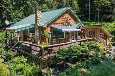Escape to your own private woodland sanctuary set on 5 acres in - photo 2
