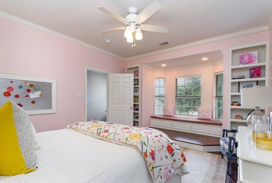 This custom 5 bedroom, 4 full and 2 half bath well maintained - photo 23