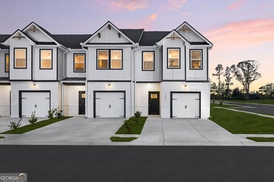 Lake Lanier Townhome/Townhouse For Sale in Gainesville Georgia