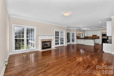 Welcome home to this pristine, one-owner full brick residence - photo 9
