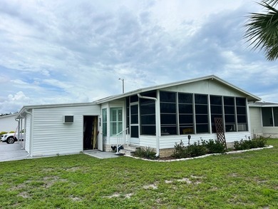 WHOLE HOME RENOVATION INCLUDES CUSTOM PLANTATION SHUTTERS ON - photo 18
