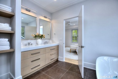 Located on a quiet cul de sac only one mile from Metro North - photo 19