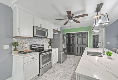 James Island just got a new dream home--and yes, it has a - photo 20