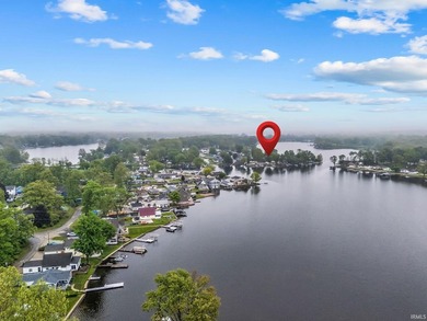 Enjoy waterfront living with this adorable 2-bedroom, 1-bath - photo 25