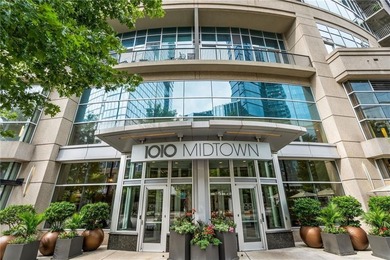 Lake Clara Meer Condo Active Under Contract in Atlanta Georgia