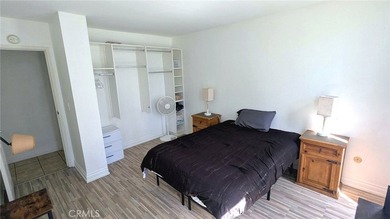 Spacious 3 bedroom ground level condo in central Ventura - photo 14
