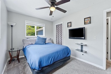 Enjoy stunning lake views from this beautifully updated Sylvan - photo 18