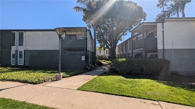 Spacious 3 bedroom ground level condo in central Ventura - photo 31