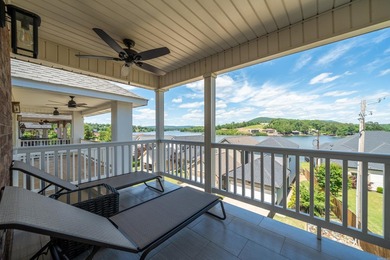 Welcome to lake living at its finest in the gated waterfront - photo 33