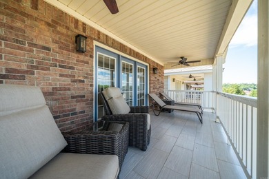 Welcome to lake living at its finest in the gated waterfront - photo 36