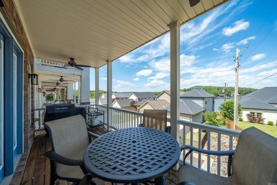 Welcome to lake living at its finest in the gated waterfront - photo 47
