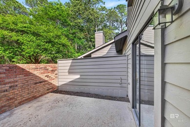 Lakewood Townhomes is a great complex located within walking - photo 6