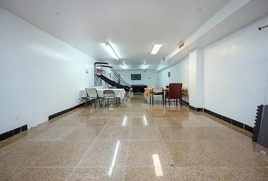 This is a great opportunity to purchase a fully leased - photo 3