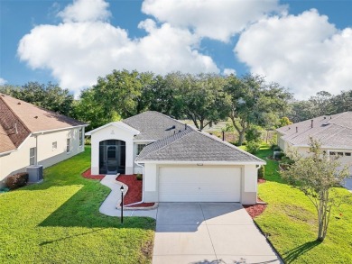 Lake Home For Sale in Leesburg, Florida