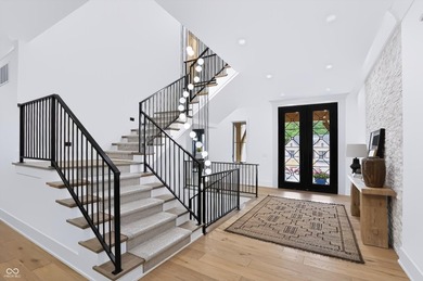Opportunities like this are increasingly rare. 1589 Chatham - photo 2