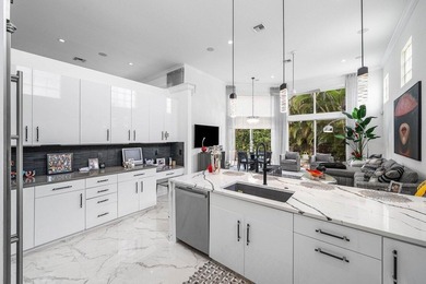 Stunning remodeled 3 BD plus office, 2.5 BA residence in - photo 14
