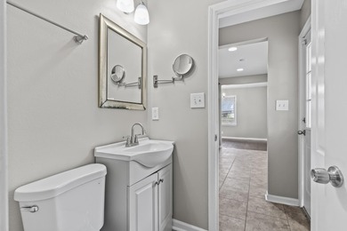 Welcome to this beautifully remodeled Milwaukee ranch! Mature - photo 23