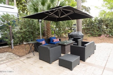 Exceptional opportunity to own a beautifully upgraded - photo 7