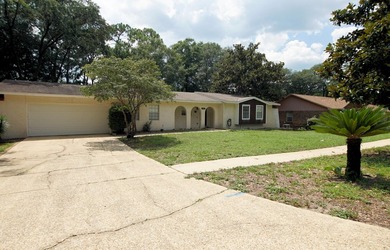 This fantastic Niceville property is now available, conveniently - photo 4