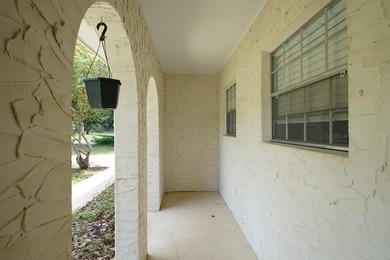 This fantastic Niceville property is now available, conveniently - photo 5
