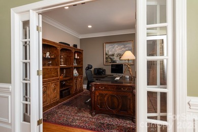 Welcome to the style and comfort of The Peninsula in this - photo 4