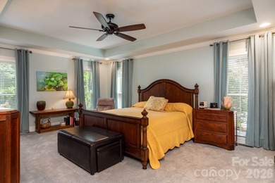 Welcome to the style and comfort of The Peninsula in this - photo 8