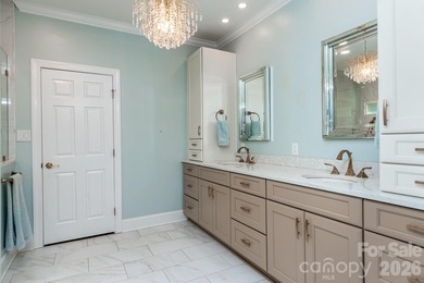 Welcome to the style and comfort of The Peninsula in this - photo 10