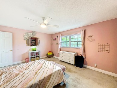 Welcome to this beautifully remodeled home on a quiet cul-de-sac - photo 22