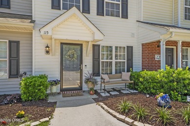 Welcome to 115 Bella Way in the centrally located Azalea Square - photo 1