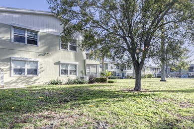 960 Crystal Lake Dr 115 - photo 34