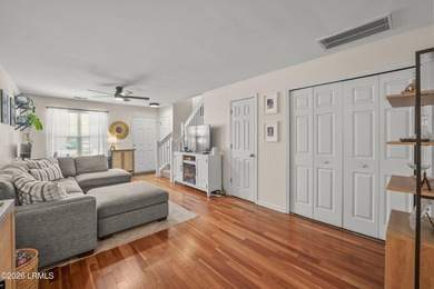 Welcome to 115 Bella Way in the centrally located Azalea Square - photo 5