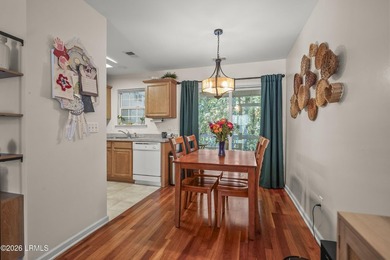 Welcome to 115 Bella Way in the centrally located Azalea Square - photo 8