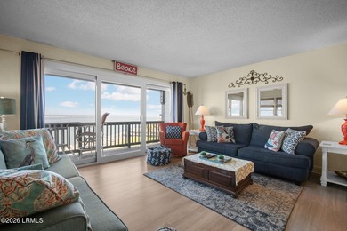 Wake up to sweeping ocean views and unforgettable sunrises from - photo 10