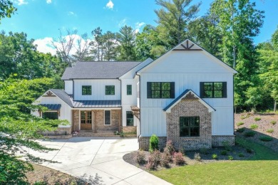 Lake Lanier - Farmhouse style lake home private dock - Lake Home For Sale in Gainesville, Georgia