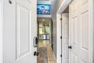 Seller is motivated to find this gorgeous home a new owner, come - photo 4