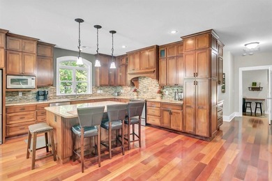 Custom Brick 1 Story Home on 2 Acre Lot * Attached 1 Story, 1 - photo 10