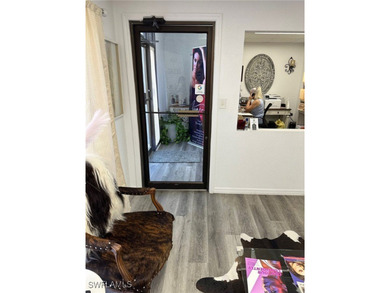 Buyer user opportunity to invest. Use 2000sf for your business - photo 14