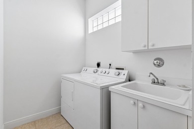 This Southern Exposure 3-bedroom, 2.5-bathroom residence on an - photo 16