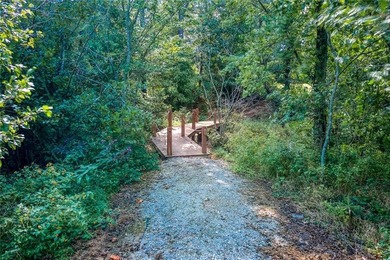Claire +2 Plan Lot 142: 5BR/ 3BA Experience serene lakeside - photo 20