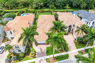 This Southern Exposure 3-bedroom, 2.5-bathroom residence on an - photo 27
