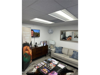 Buyer user opportunity to invest. Use 2000sf for your business - photo 28