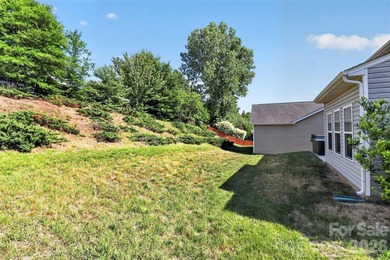 Welcome home to this beautifully designed 3-bedroom, 2.5-bath - photo 36