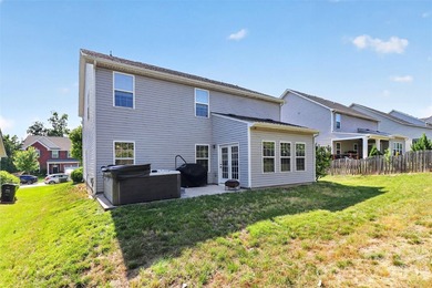 Welcome home to this beautifully designed 3-bedroom, 2.5-bath - photo 37