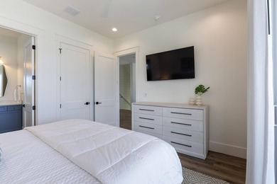 Set within the exclusive coastal enclave of Hadley's Beach, a - photo 38