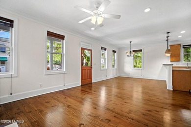 HUGE PRICE REDUCTION!!! DOWNTOWN and TURN KEY!!!! This - photo 9
