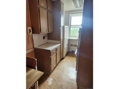 2 Bedroom conveniently located in Spuyten Duyvil with 1 Bathroom - photo 4