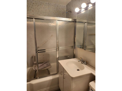 2 Bedroom conveniently located in Spuyten Duyvil with 1 Bathroom - photo 5
