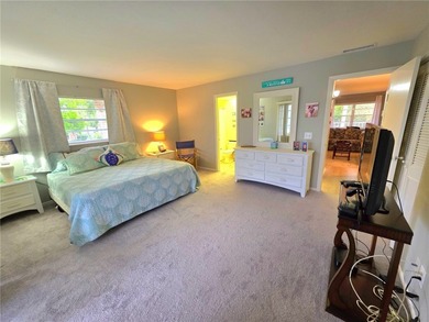 Amazing Move-in Ready Turn Key Corner Unit with Tasteful - photo 8