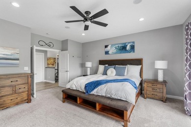 Welcome to an extraordinary custom-built estate where luxury - photo 20